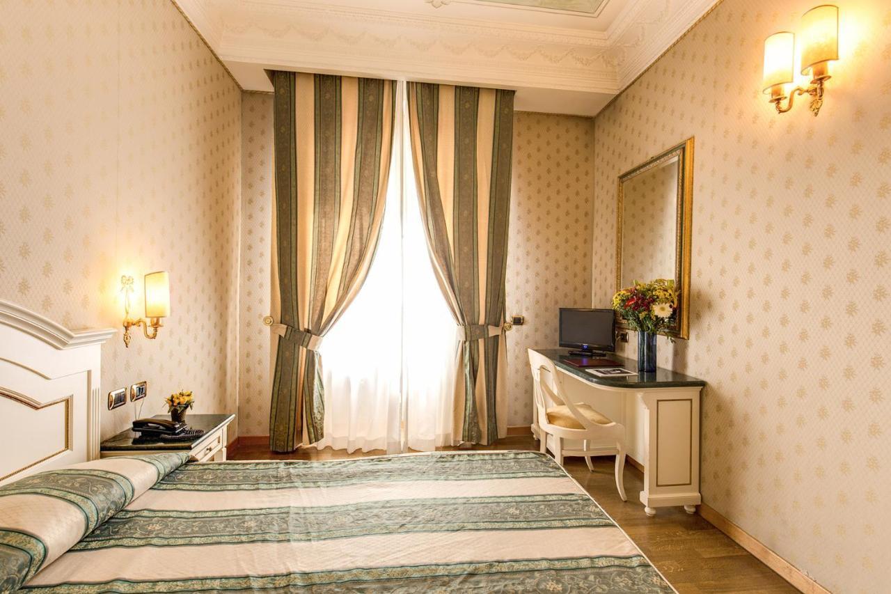 Hotel La Lumiere Di Piazza Di Spagna Rom