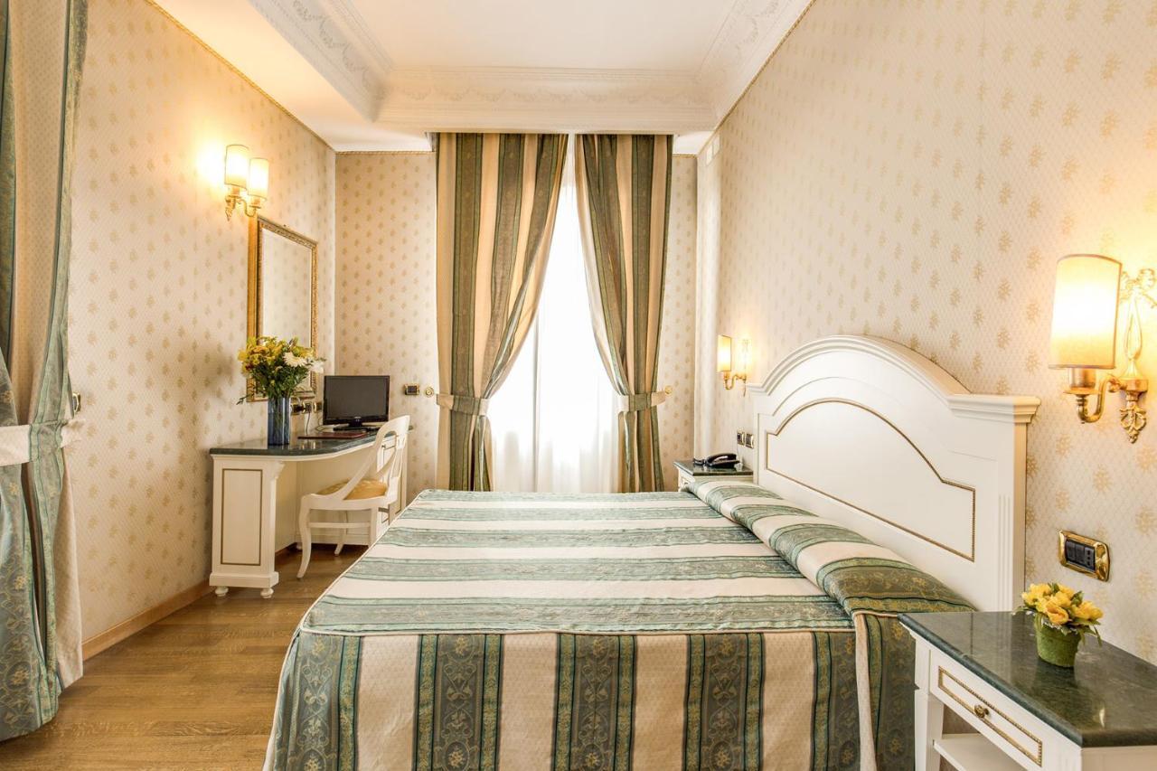 Hotel La Lumiere Di Piazza Di Spagna Rome