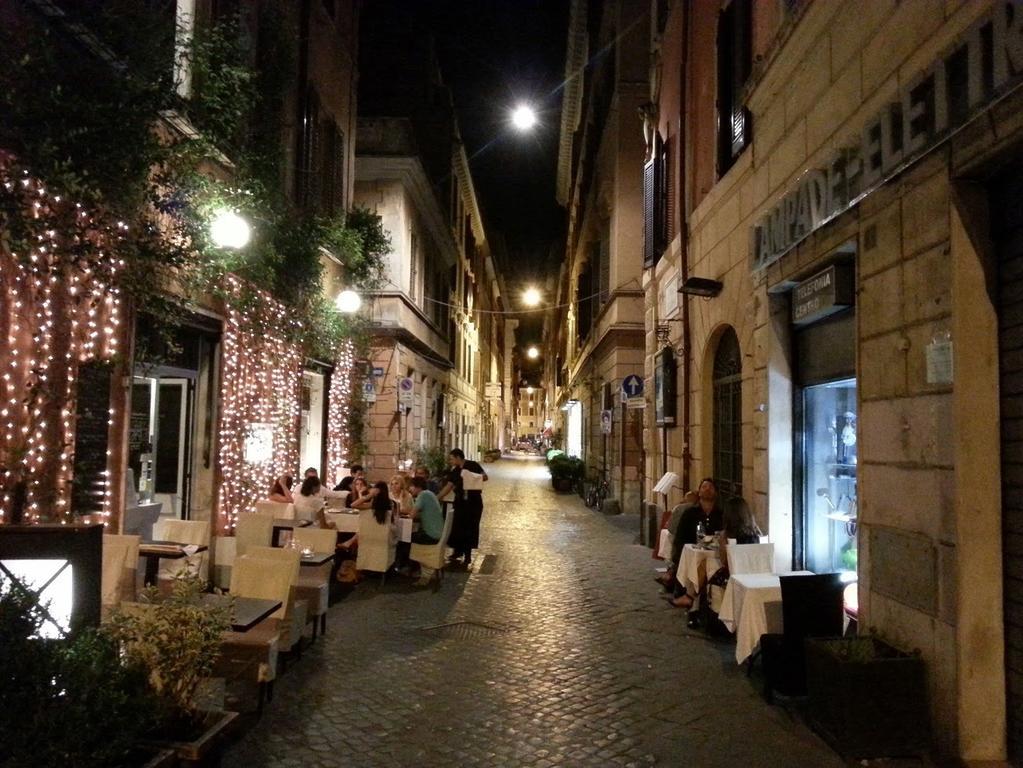 La Lumiere Di Piazza Di Spagna Rom